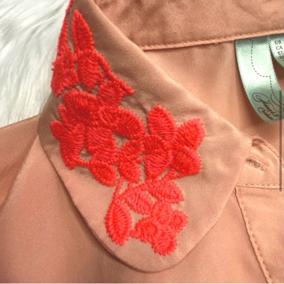 F21 Button Down Long Sleeve Crop Top, Peach with Embroidered Flowers, Size S - Picture 2 of 10